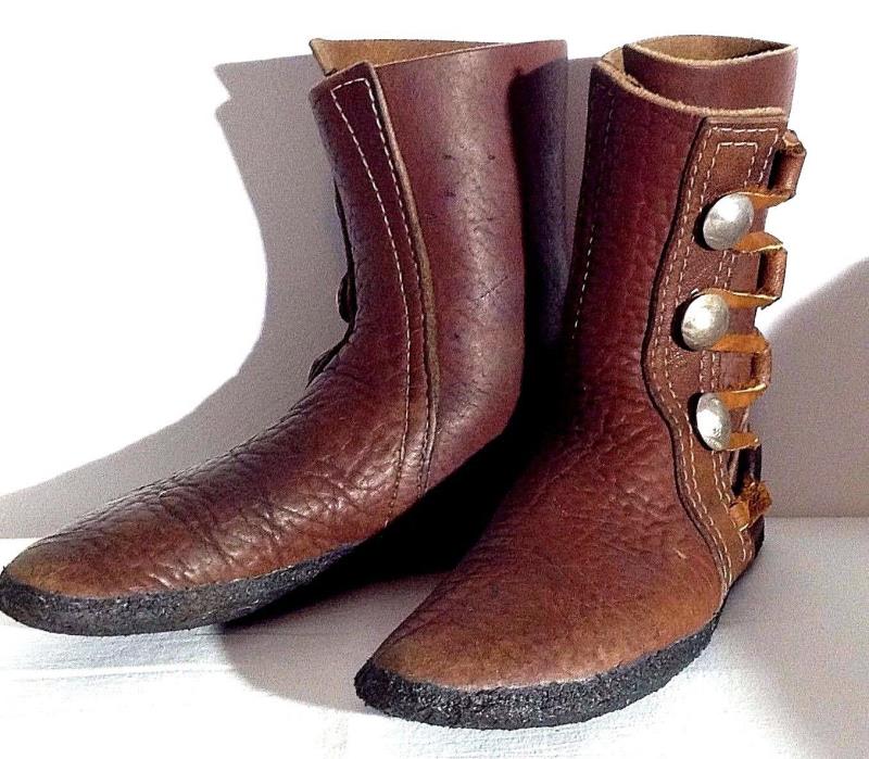 VTG Buffalo Moccasins Natural Boots 6 Mukluk Brown Medieval Earth Shoes Hip Bald