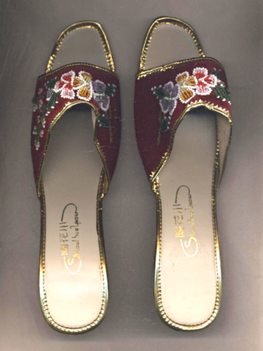 Vintage Chinese Asian Ladies Beaded Plush Red Low Heel Sandals Gold Pattern Trim