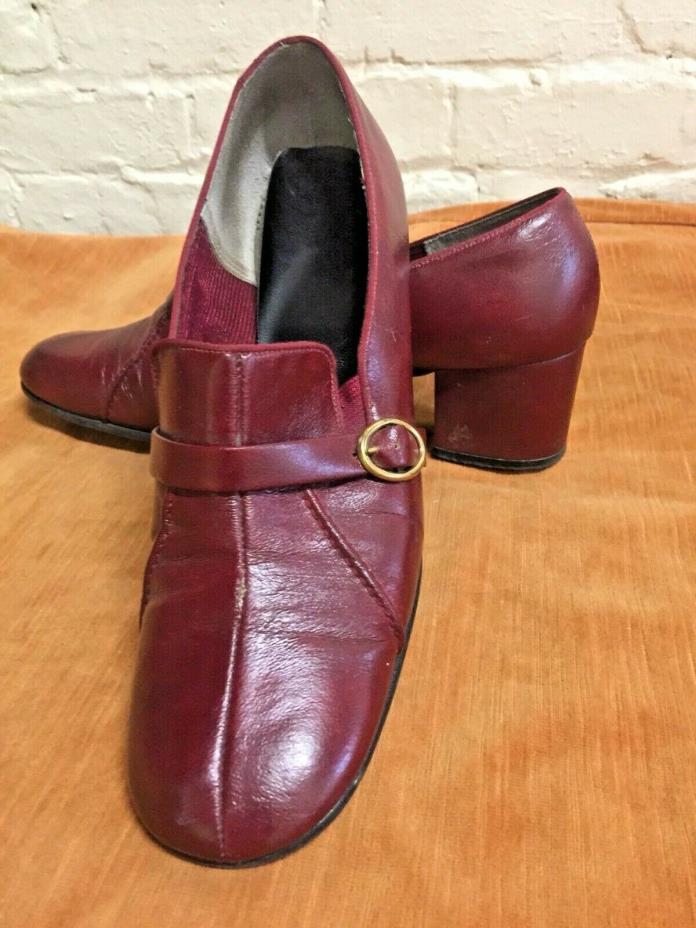 Vintage 60s 70s women Burgundy 8.5-9 Pumps Buckle Block Heels Pilgrim geek