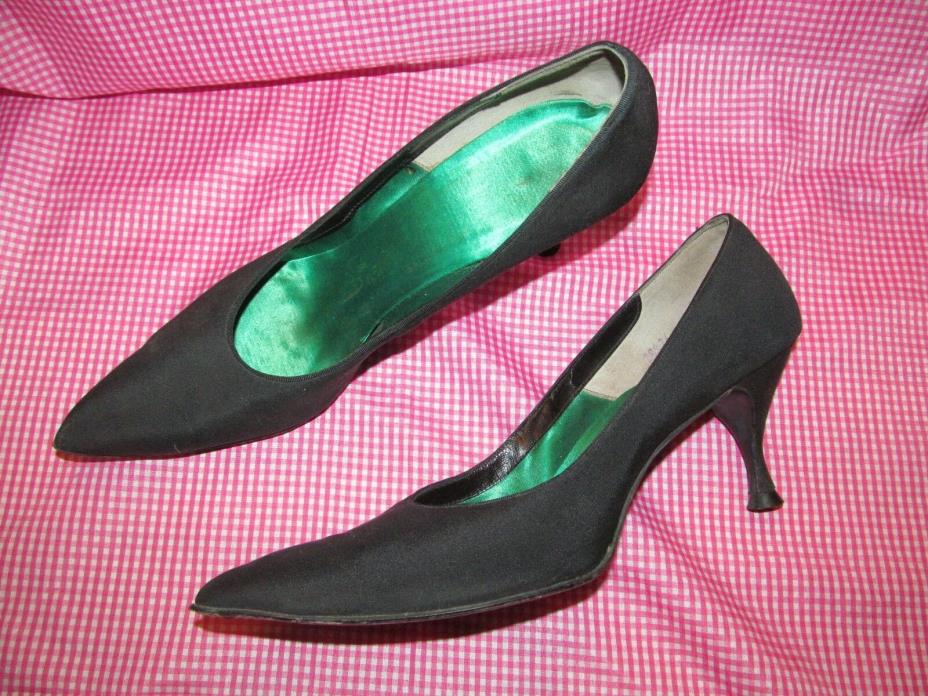 De Le Mar Salon Vintage 1960s New Look Black Fabric leather Spike heel pumps 7A