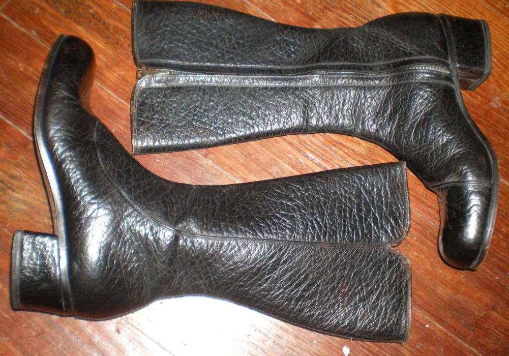 Rhythim Step size 9 women's vintage boots 1950's 50's zipper black leather