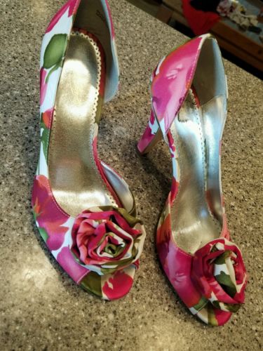 Michaelangelo shoes size 8M Bloom floral with flower open toe 