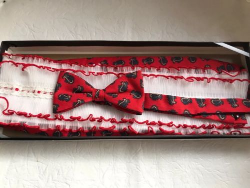 Vintage Red Paisley Bow Tie And Ruffle Cumberbun 3-piece Set In Box