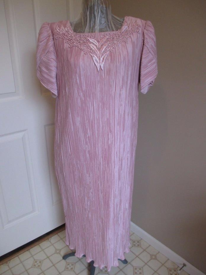Pink Formal Bridal Boutique Original 1984 Mother of the Bride dress.