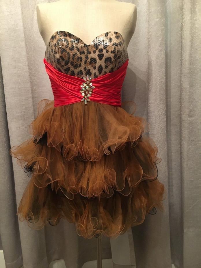 NWT Party Time Homecoming Party Formal Gown Dress Size Medium   Lot #206