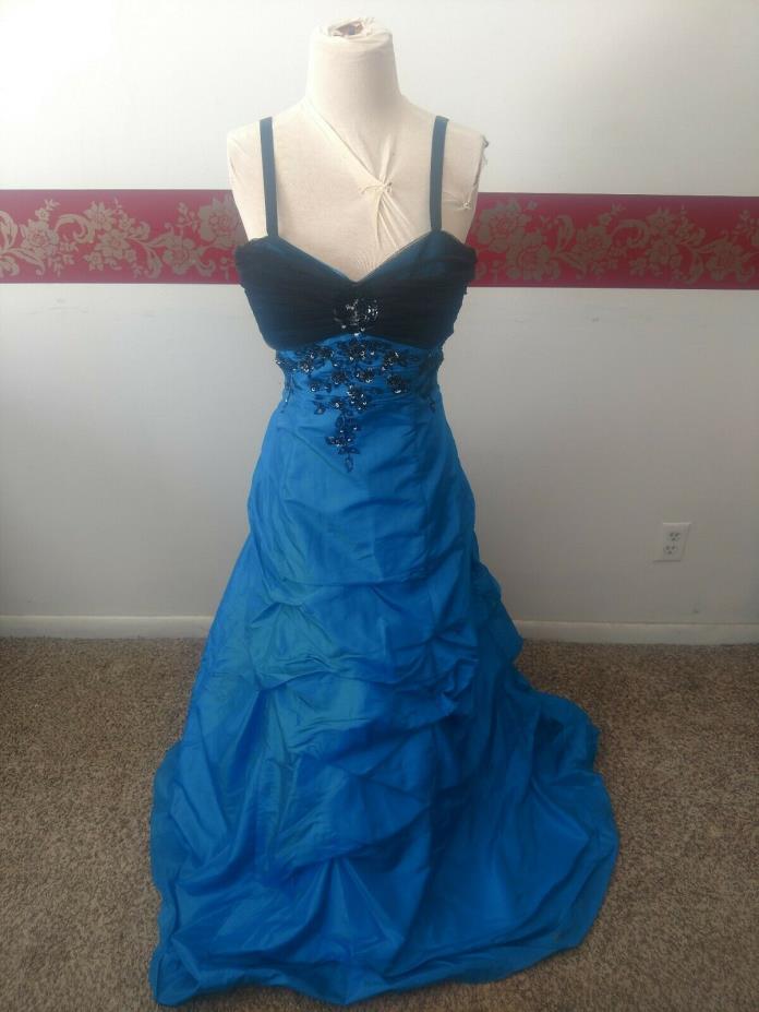 Blue & Black Prom Dress ?? size 13/14 ?? Can also be strapless ?? Free Shipping
