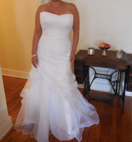 STUNNING Casablanca Bridal Size 16 (reg. Sz 14) XL Plus Size Wedding gown dress