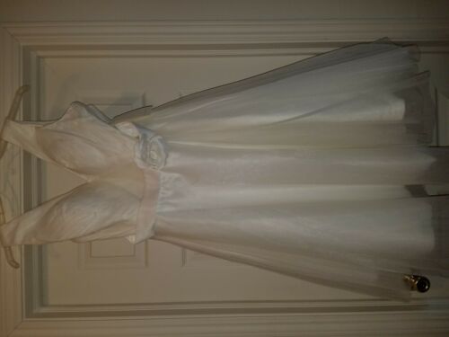 Brand New Never Worn Wedding Dress Size 18w Ivory Color Tea Length
