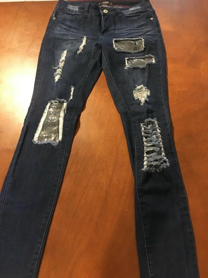 Women's Lot 2 Jeans Ripped Distressed Size 6 Frayed Hem Sequin Bling Jeans