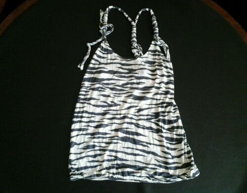 WOMENS Gray & WHITE PATTERN TANK TOP,  SIZE LARGE