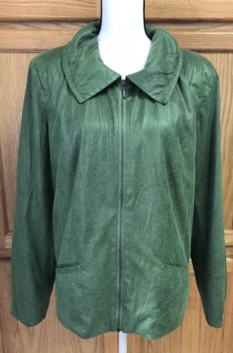 JM Collection Womans Green Snakeskin 100% Polyester Zip Up Jacket With Pocket 16
