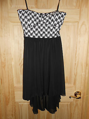 NEW sz Medium Deb Black & White LBD Strapless Sweetheart Bust Long/Short Dress!