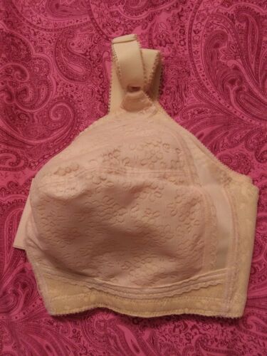 44C NWOT Underscore Floral Lace Soft Cup Full Coverage Wire Free Bra
