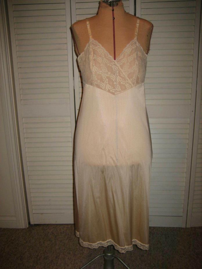 VANITY FAIR Beige Full Slip, Lace Bodice, Hem, Adjustable Straps - Size 34