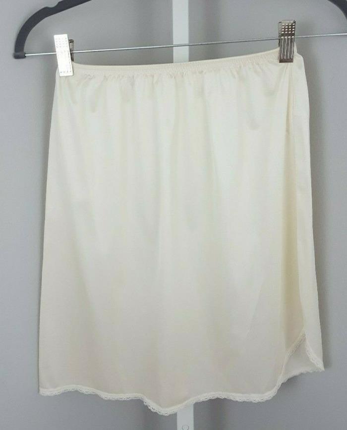 Vanity Fair 1/2 Half Slip Ivory Beige Size 18