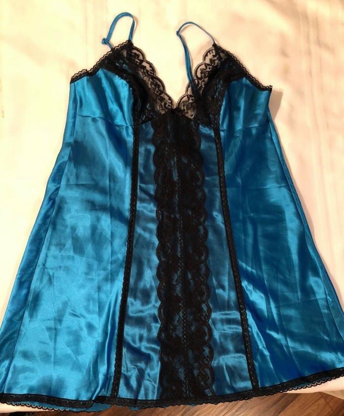 Frederick's Of Hollywood Babydoll Nightie -  Large (L) - Pre-Owned