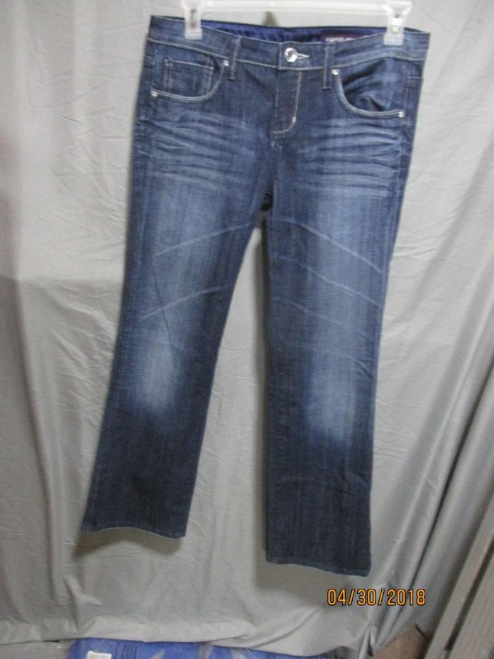 Vigoss woman's sz 11 distressed,boot cut blue denim jeans