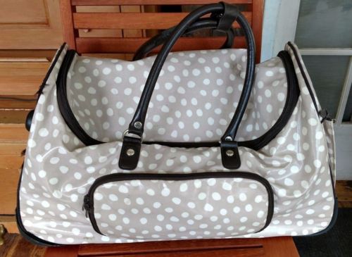 Thirty-One Rolling Luggage Tote with Retractable Handle - Lotsa Dots Pattern 31