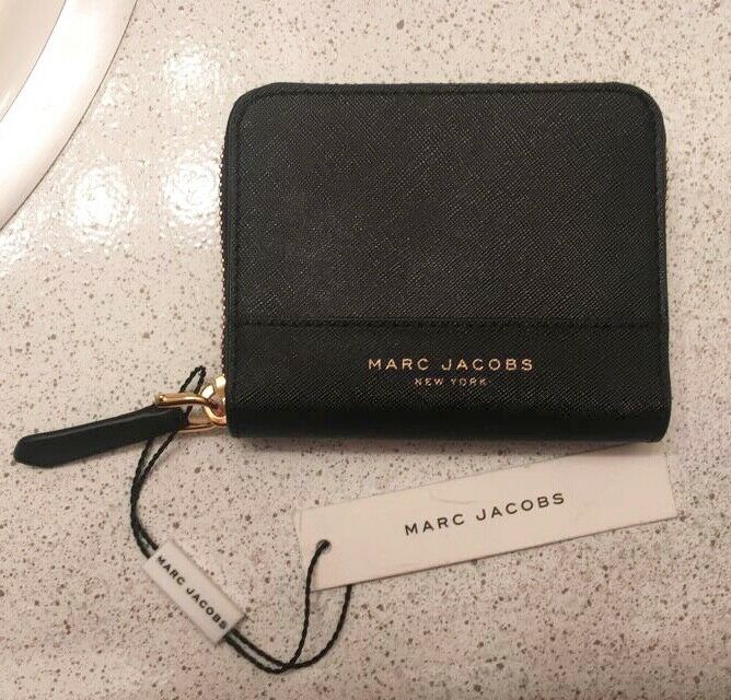 GENUINE MARC JACOBS NEW YORK COIN PURSE WALLET BRAND NEW WITH TAGS