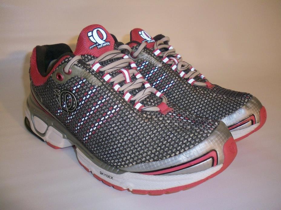 IQ Pearl iZumi Run Like An Animal Synchro Infinity Running Shoe Women's 10 US