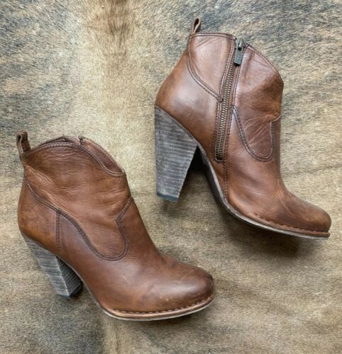 Frye Madeline Brown Ankle Boots Size 8