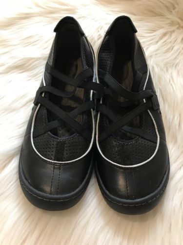 Clarks Privo Black Mary Jane Leather Flats Woman's SHOES 8.5M Sporty LOOK