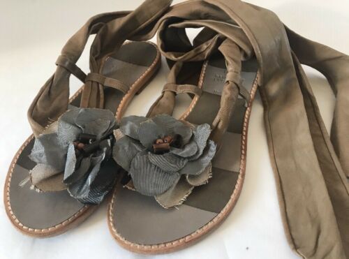 Auth Brunello Cucinelli Brown Leather Sandals  Gray Flower shoes women Sz 37 7.5