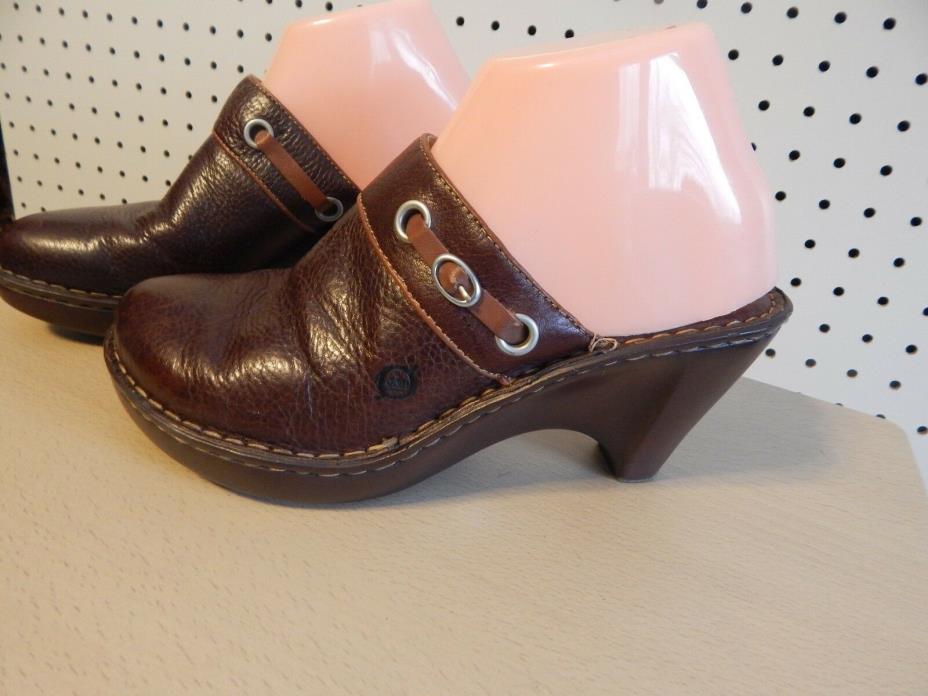 Womens Born shoe clogs - W6162 - size 9 / 40.5  ~ brown