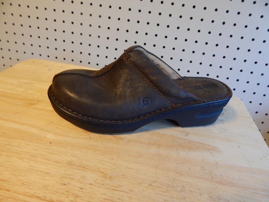 Womens Born shoe clogs - chocolate brown - size 9 / 40.5 ~ CQG13