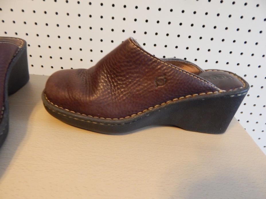 Womens Born clogs shoes- size 10 / 42  ~ B6307 - brown