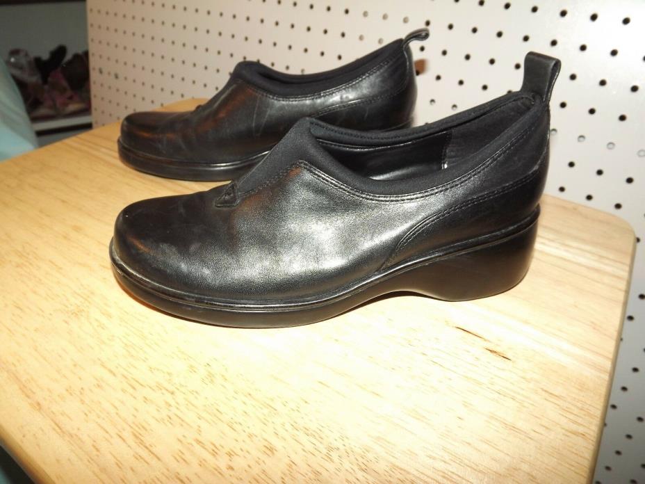 Womens Bare Traps shoes - Garrett - size 6.5 M - black - BT-F0461018-10