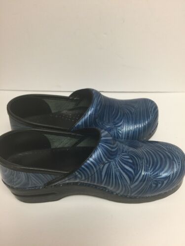 Dansko Womens Professional Clogs Blue Tooled Leather Euro Size 39 Or Us Sz 8