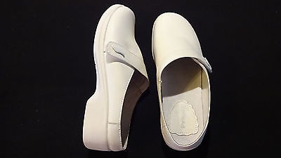 SHOES PROPET All White Leather Women Sz 6 Nurse Temple Pre-owned Clog Skp-On