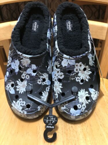 NWT Crocs Womens Freesail Graphic Lined Mule Clog Slippers Black Floral W7
