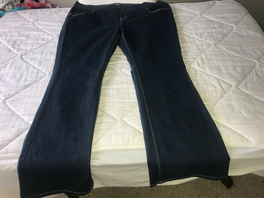 Old Navy Women's Maternity Boot Cut Jeans, full panel, Size 18 REGULAR