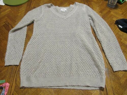 Oh Baby by Motherhood silver sweater size medium see through light weight