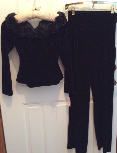 NWT! Dress Barn Ladies Black Velvet Pant/Shirt Set, Top Sz M, Pants Sz 6 Holiday