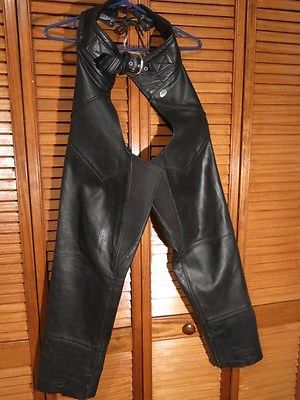 Ladies Harley Davidson Chaps Size Small  30 inch leg Black Leather 22 inch Thigh