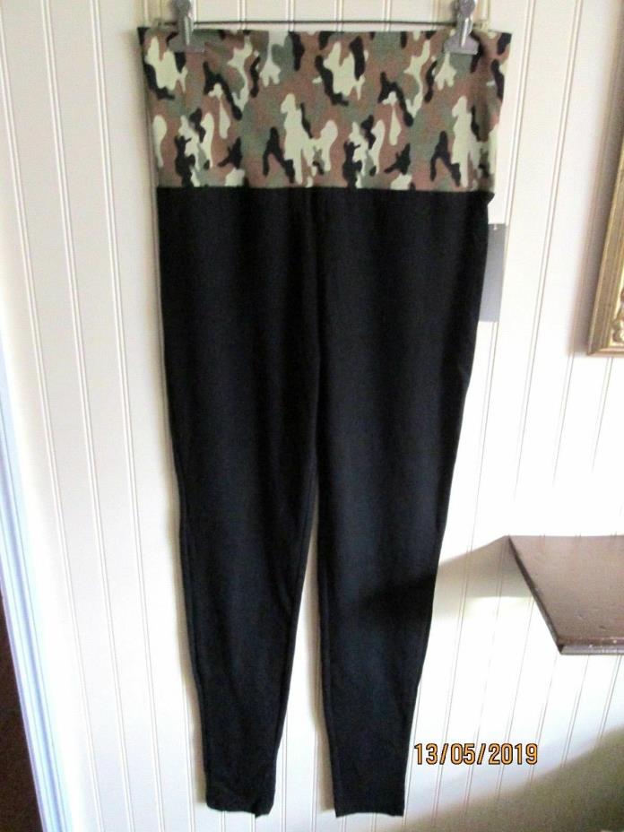 # BOBBIE BROOKS LADIES STRETCH KNIT PANTS SIZE L BLACK CAMO NWT