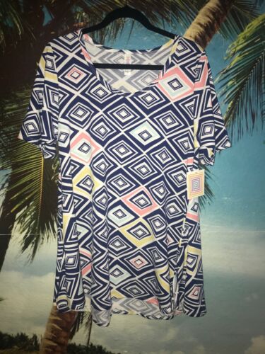 NWT L Diamond Print LuLaRoe Perfect T