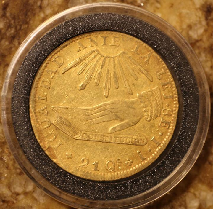 1836 Chile 8 escudos 26.840 grams - beautiful gold coin