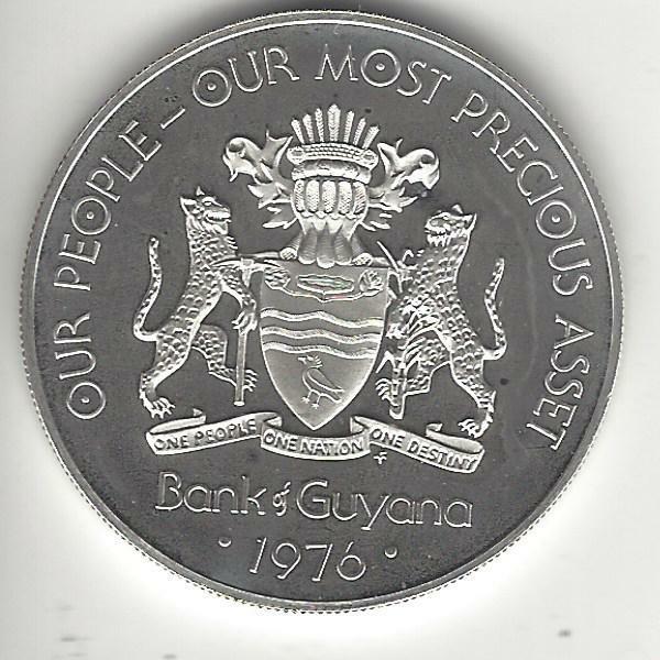 Guyana 10 Dollars 1976, 1.28 oz Silver Proof, Crown size 45 mm,C.O.A. included