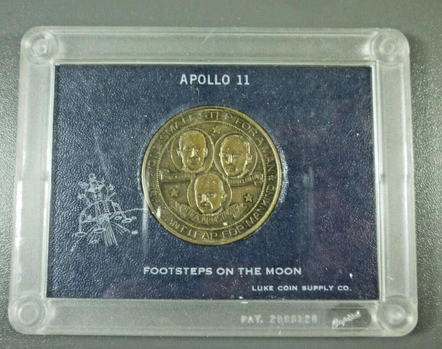 Apollo 11 Footsteps On The Moon Medal