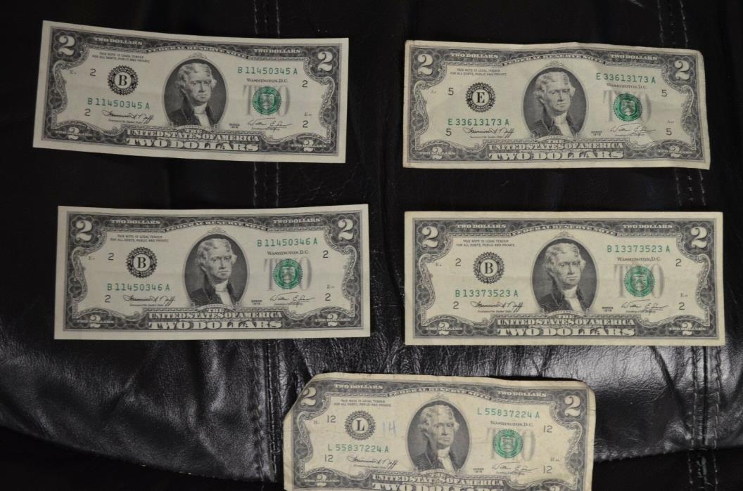 Lot of 5 United States $2 Dollar Bills 1976