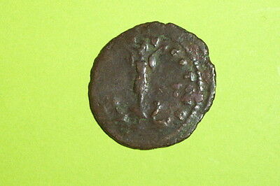 Claudius II Gothicus 268-270 AD ancient ROMAN COIN armor trophy helmet captives