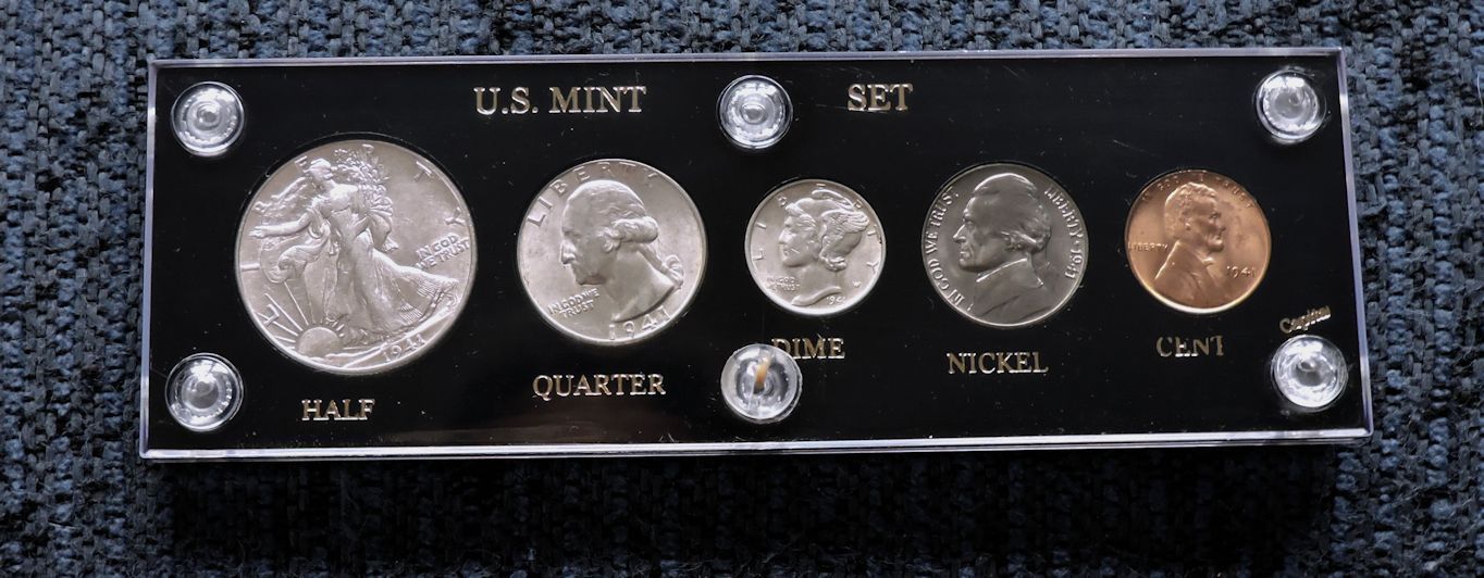1941 P SILVER MINT SET - UNCIRCULATED - GREAT GIFT!