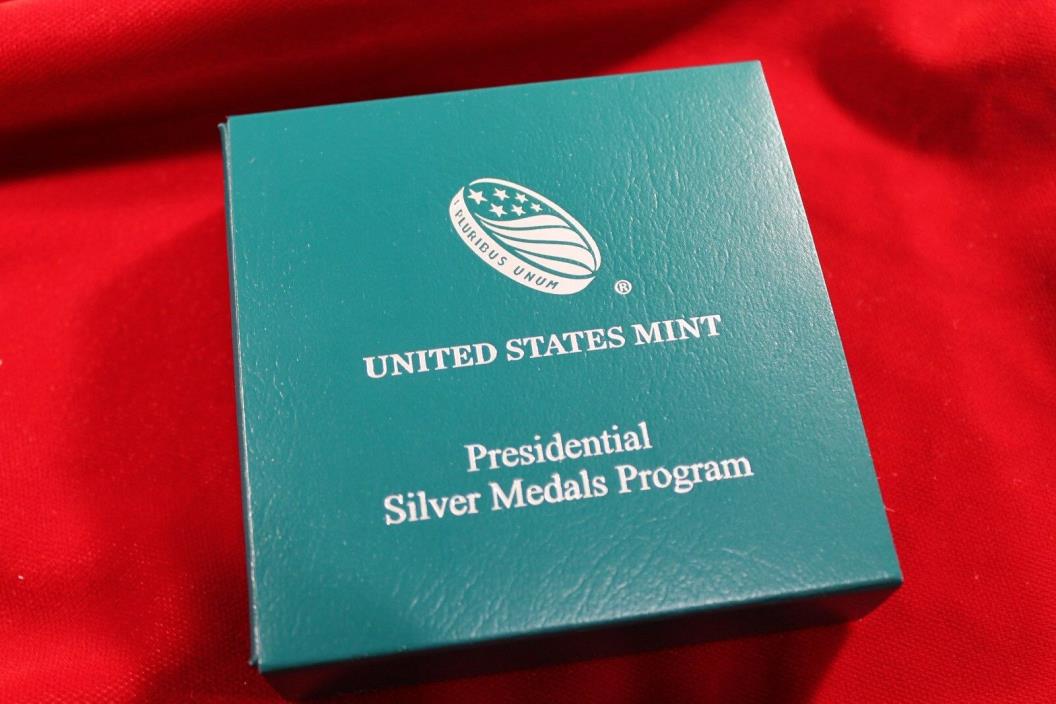 2018 PRESIDENTIAL SILVER MEDALS PROGRAM  UNITED STATES MINT PACKAGE,  NO COIN,,,