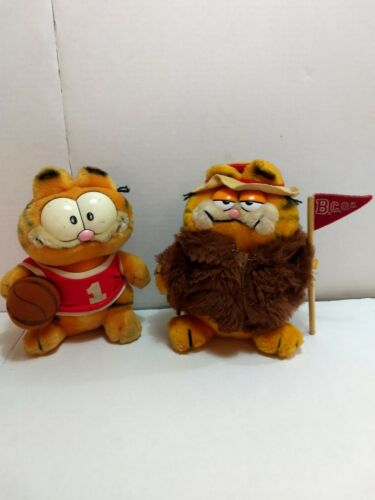 vintage Garfield stuffed animals lot of 2 1981