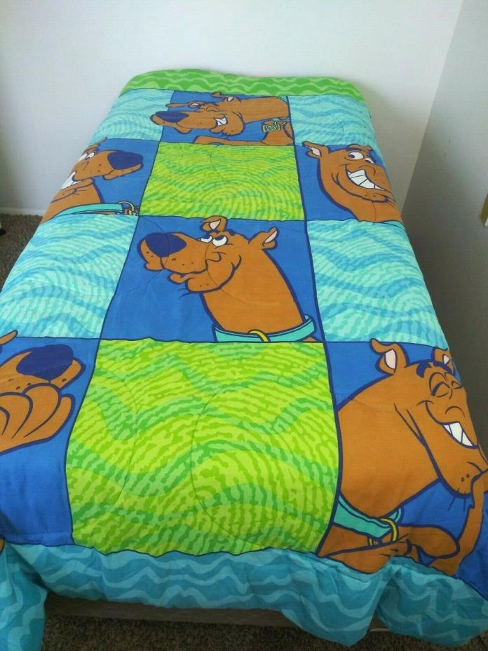 Scooby Doo  Reversible Twin/Full  Comforter 72