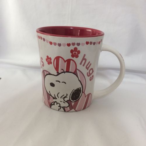 Peanuts Snoopy and Woodchuck Hugs and Kisses Large Coffee Mug Cup